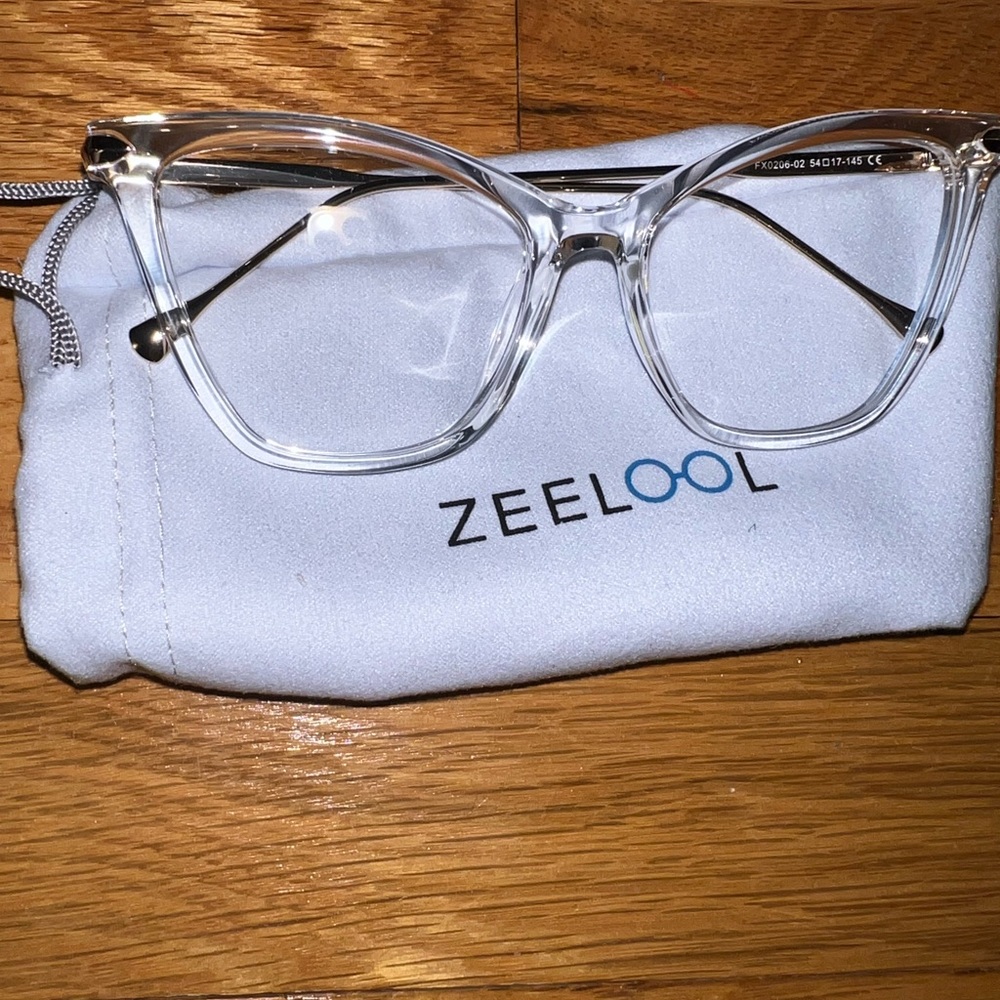 Nonprescription Zeelool glasses (Hilary)